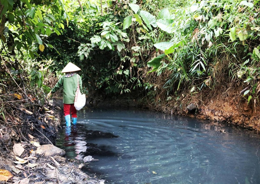 Khởi tố hình sự vụ "nước sạch sông Đà" nhiễm dầu thải 2