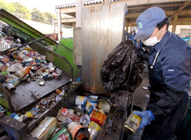 Sửng sốt vì lũ lụt nhưng không có một cọng rác nhưng Nhật Bản là nơi có lượng rác thải nhựa lớn nhất thế giới 4