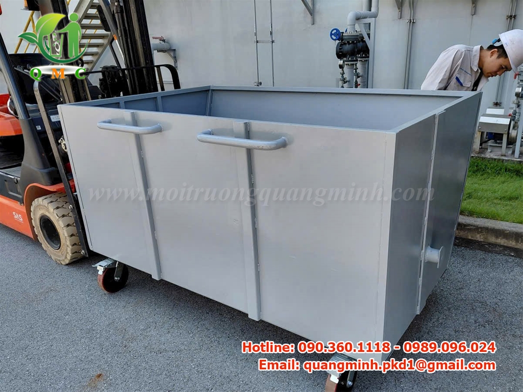 Với dung tích 2m3 phù hợp cho việc thu gom rác tại các khu dân cư nhỏ, ngõ xóm, nhà máy sản xuất.