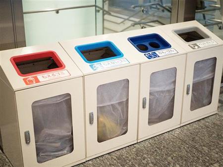 Sửng sốt vì lũ lụt mà không có một cọng rác nhưng Nhật Bản là nơi có lượng rác thải nhựa lớn nhất thế giới